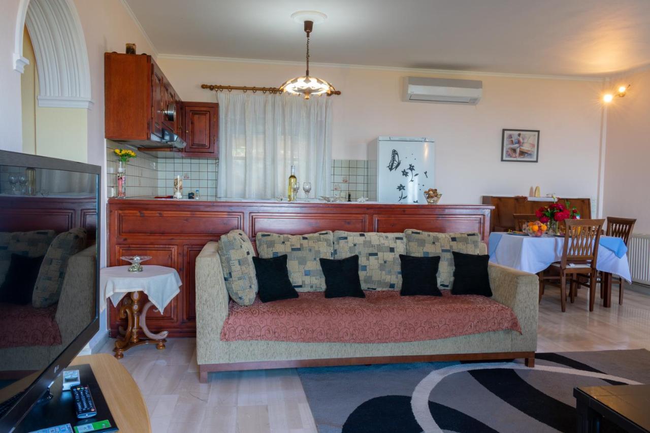 Villa Emily Achílleion Dış mekan fotoğraf