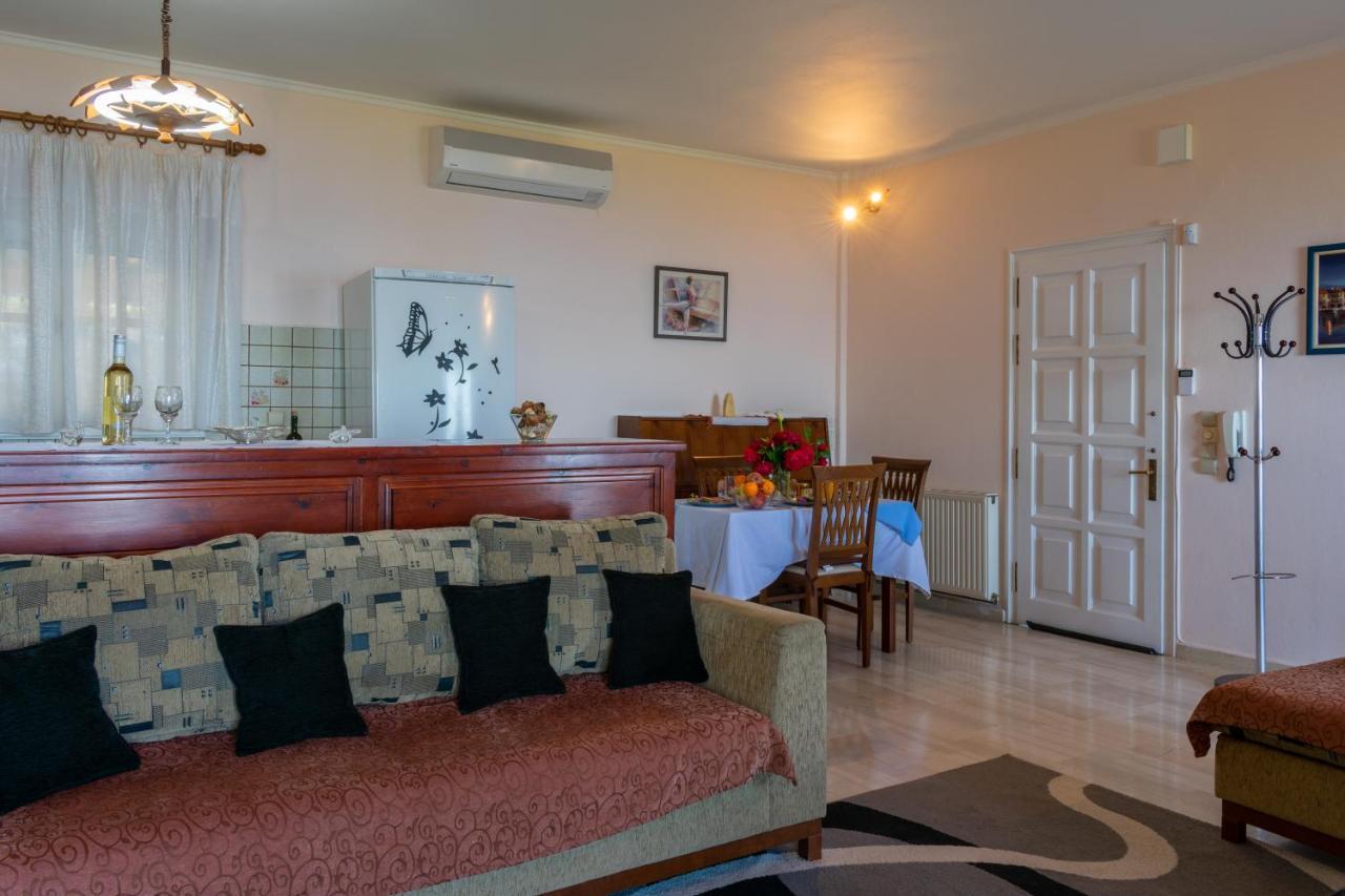 Villa Emily Achílleion Dış mekan fotoğraf