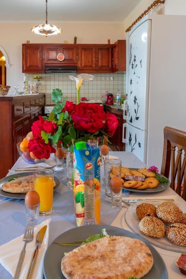 Villa Emily Achílleion Dış mekan fotoğraf