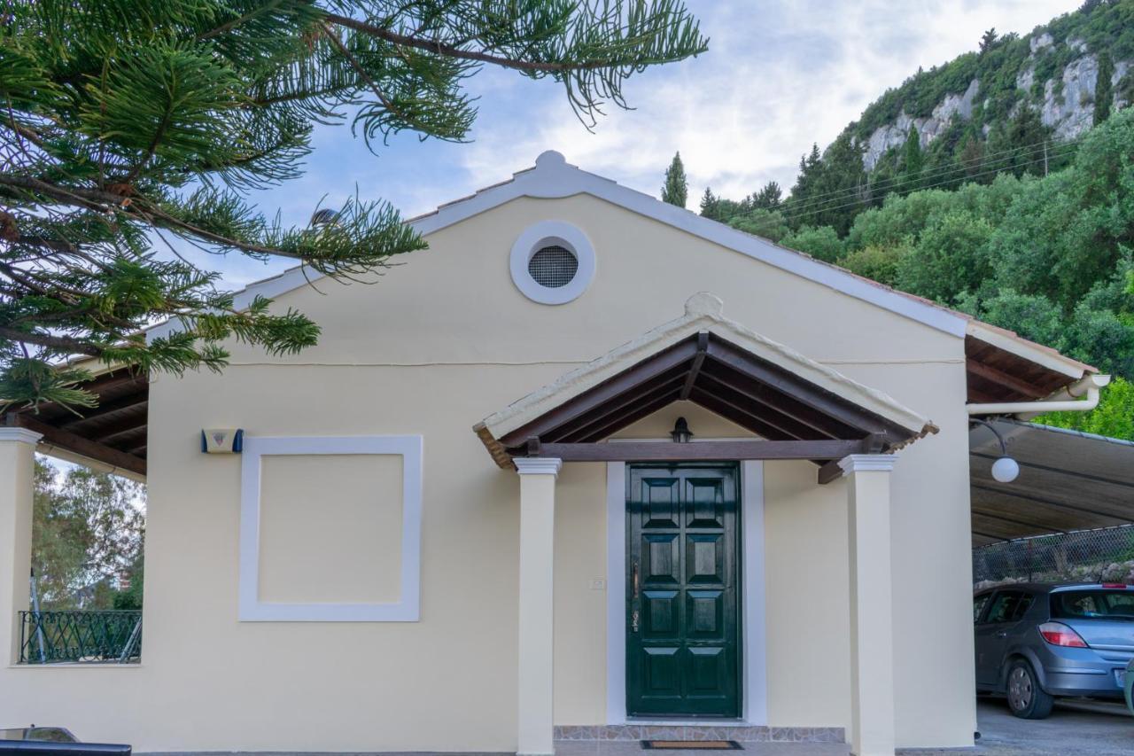 Villa Emily Achílleion Dış mekan fotoğraf